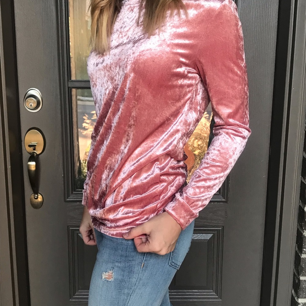 Salmon velvet top